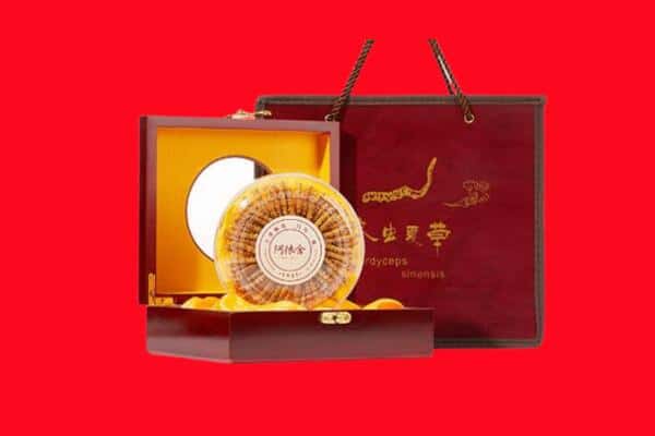 诚信求购:辽阳市太子河高价回收冬虫夏草是按克吗